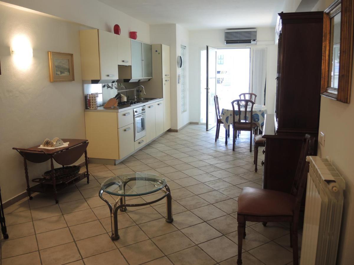 Gli Archi Nel Golfo Apartman San Terenzo Kültér fotó